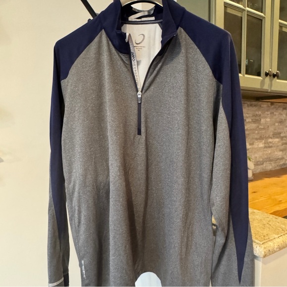 Men's Zero Restriction golf Quarter-Zip Sweater - Picture 1 of 4